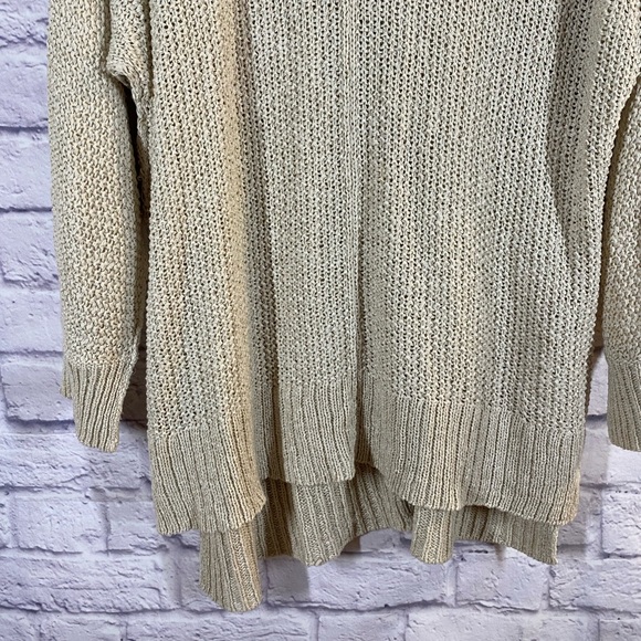 Universal Thread Beige Oversized Knit V-Neck Sweater - Size XL - Picture 5 of 8